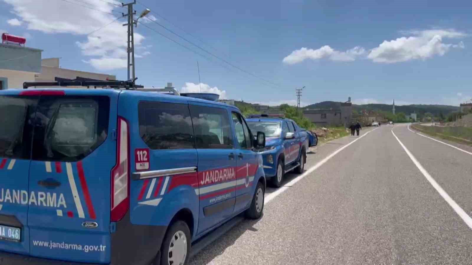 Husumetli yaşlılar arasındaki kavga ölümle bitti